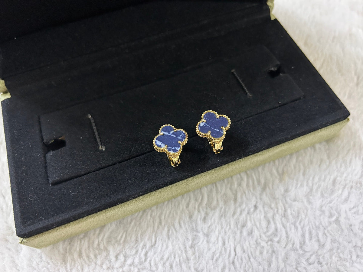 [⭐DORISW] CLOVER PIETERSIT MITTLERE OHRSTECKER