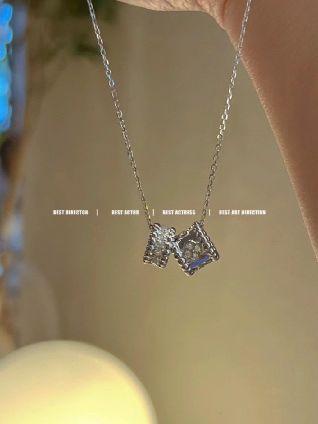 {
  "[⭐DORISW] PERLEE DOUBLE PENDANT SILVER DIAMOND NECKLACE": "[⭐DORISW] ペルレ ダブル ペンダント シルバー ダイヤモンド ネックレス"
}