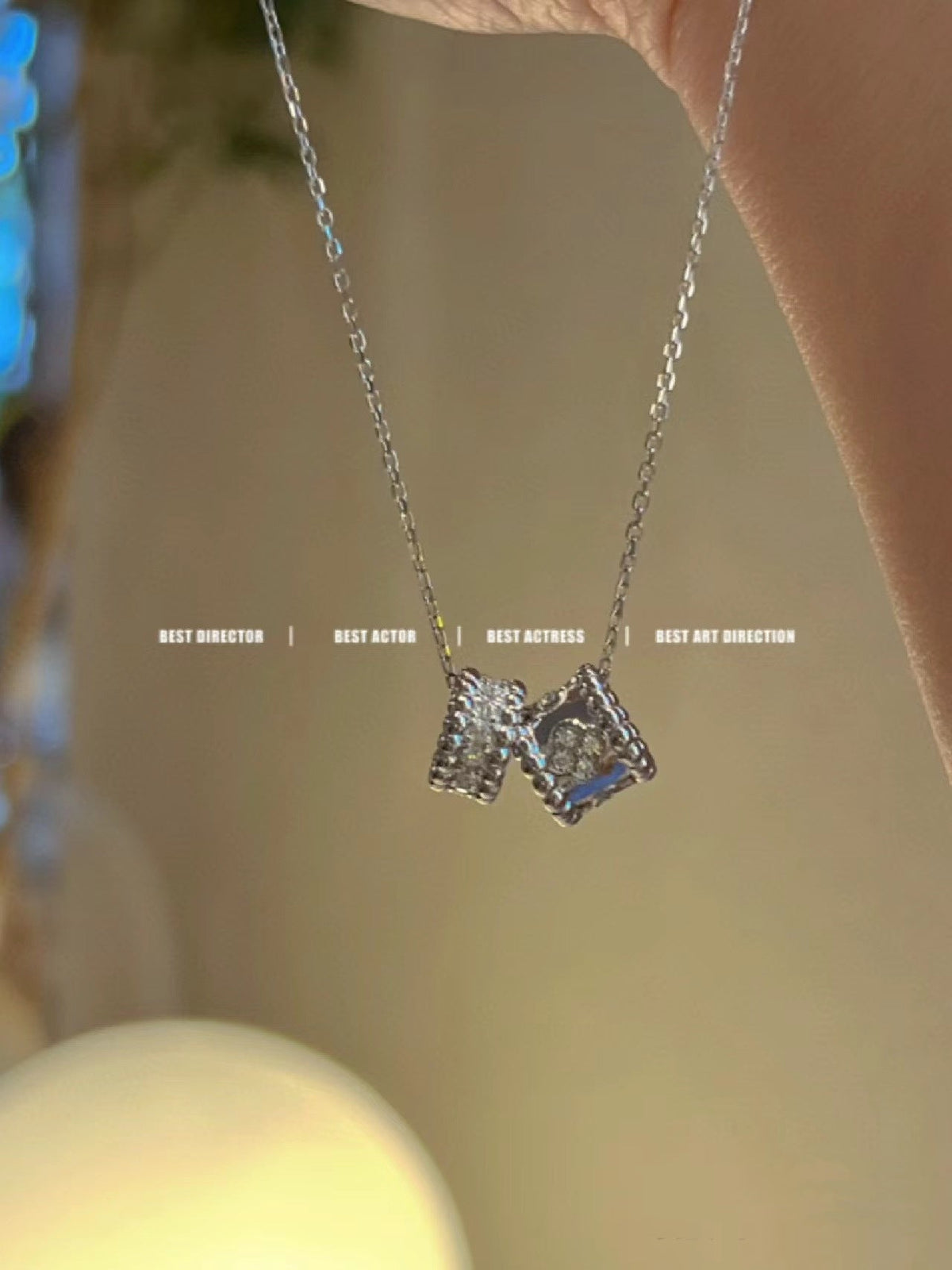 {
  "[⭐DORISW] PERLEE DOUBLE PENDANT SILVER DIAMOND NECKLACE": "[⭐DORISW] ペルレ ダブル ペンダント シルバー ダイヤモンド ネックレス"
}