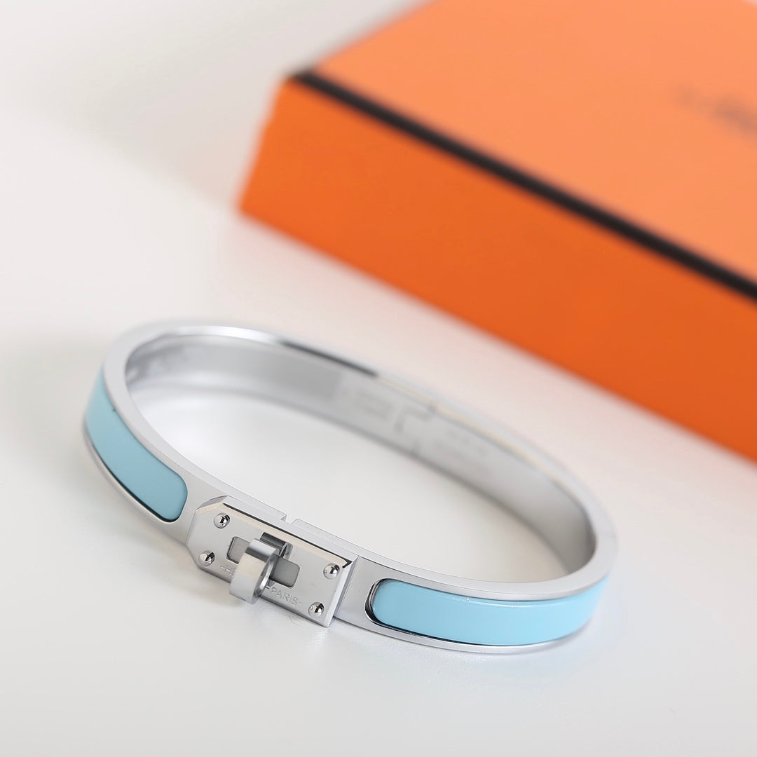[⭐DORISW] HM KELLY CLOUD BLUE ARMBAND