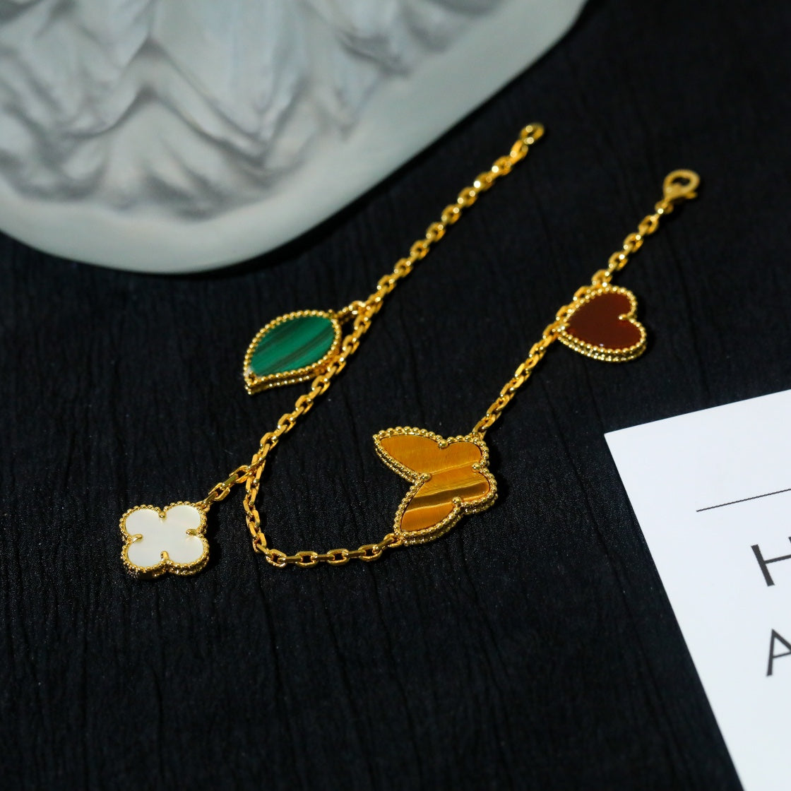 [⭐DORISW] GLÜCKSBRACELET MIT 5 MOTIVEN IN GOLD
