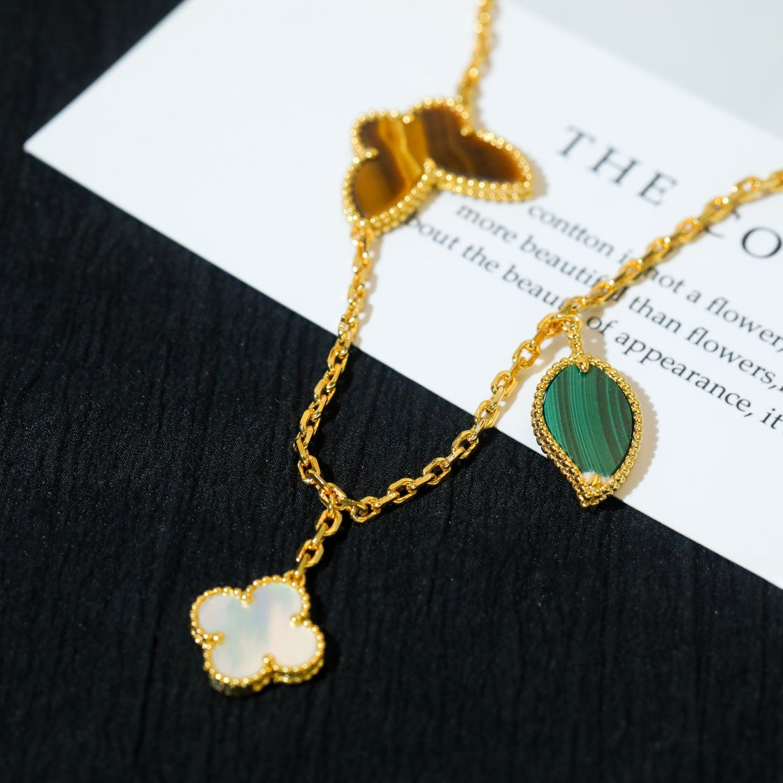 [⭐DORISW] GLÜCKSBRACELET MIT 5 MOTIVEN IN GOLD