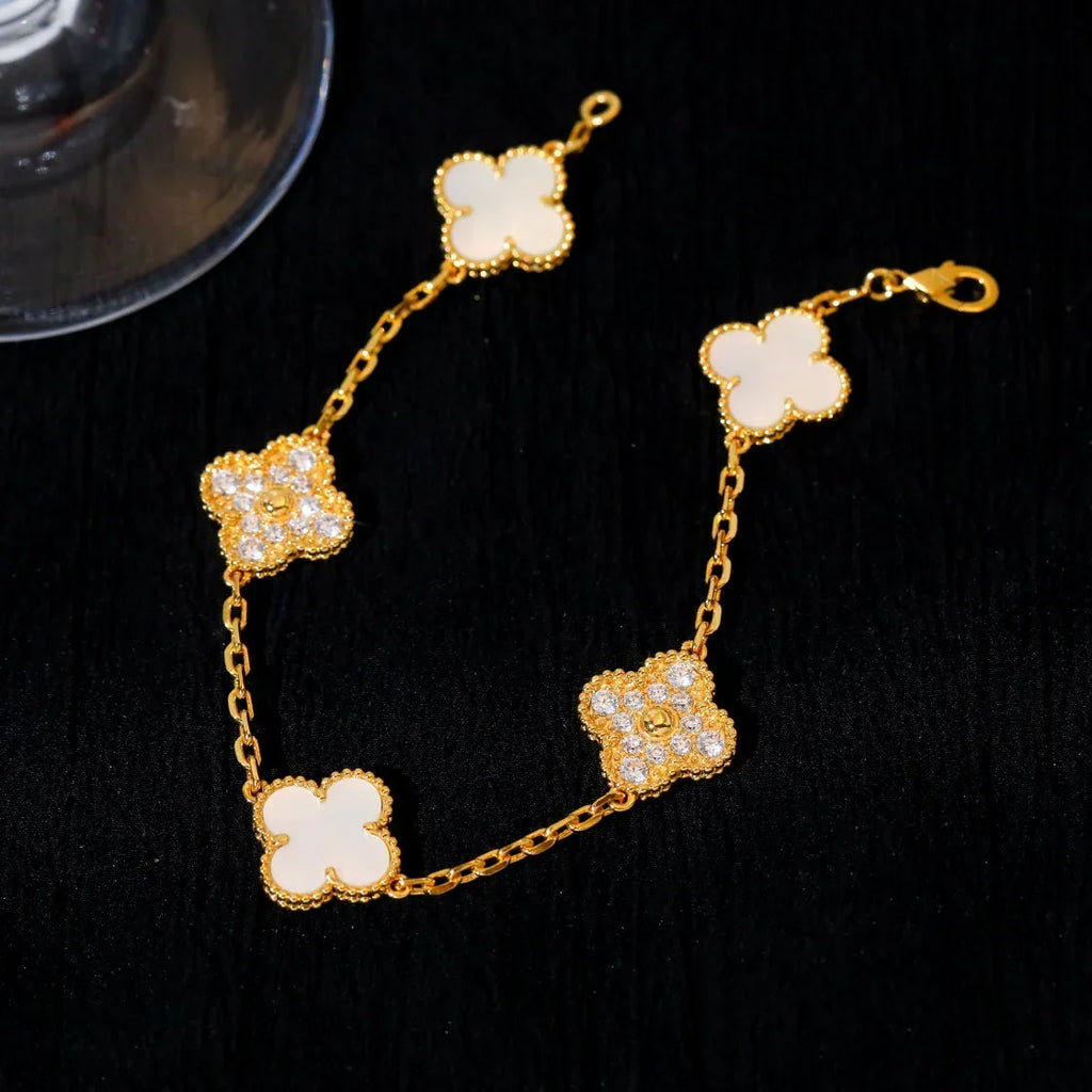 [[⭐DORISW] ]NEUE CLOVER WHITE PEARL MOP 5-MOTIV ARMBAND-KOLLEKTION