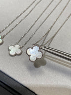 [⭐DORISW] CLOVER MEDIUM SILVER WHITE MOP NECKLACE
