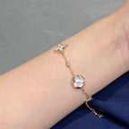 [⭐DORISW] ARMBAND MIT STERN- UND SONNENMOTIV, WEISSES PERLMUTT, ROSÉGOLD