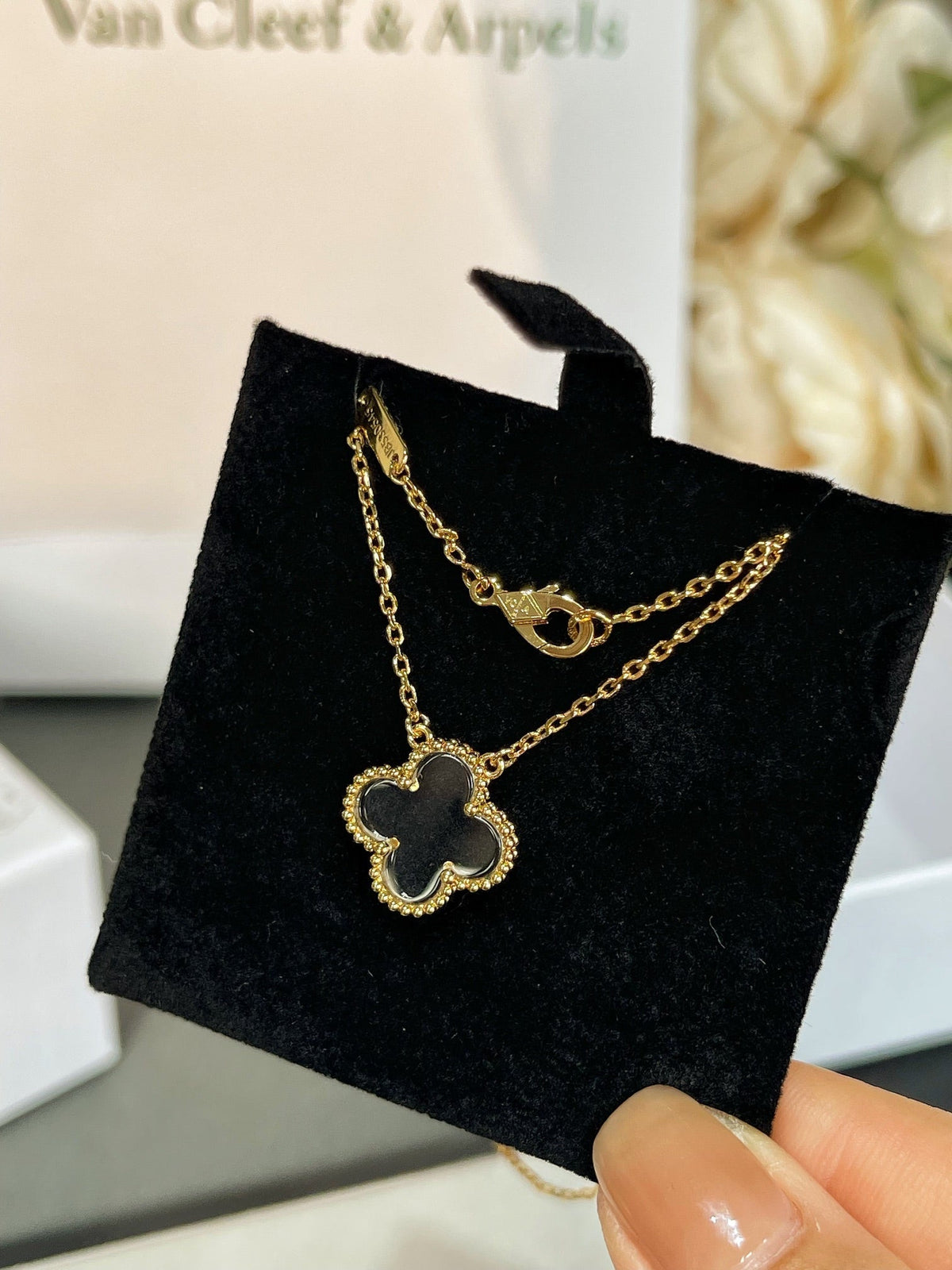 [⭐DORISW] CLOVER ROCK CRYSTAL ROSE GOLD NECKLACE