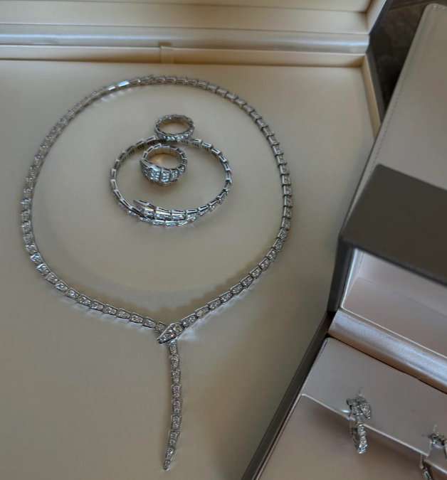 [⭐DORISW]NEU! SERPENT DIAMANT-HALSKETTE