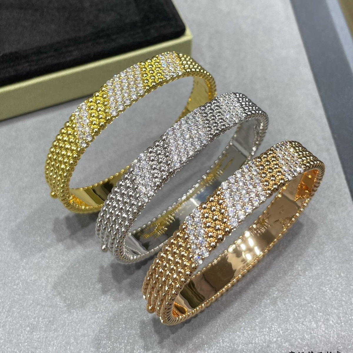 [[⭐DORISW] ]  PERLEE DIAMOND BRACELET ,5-ROW DIAMOND-SET DESIGN