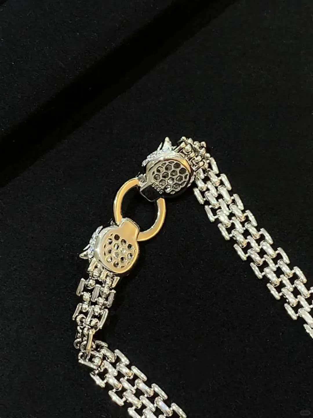 [[⭐DORISW] ] DOPPEL-PANTHER-ARMBAND