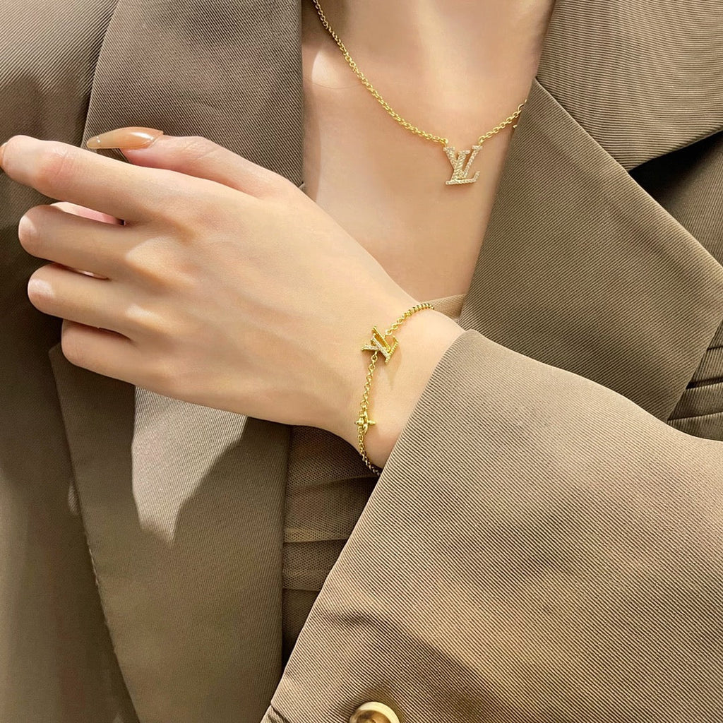 [⭐DORISW] LOGO STAR MOTIF GOLD BRACELET