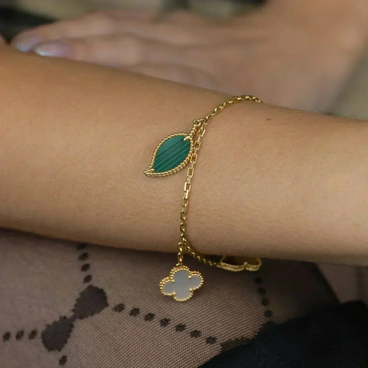 [⭐DORISW] LUCKY SPRING 5 MOTIF GOLD BRACELET