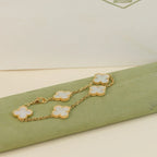 [[⭐DORISW] ]NEUE CLOVER WHITE PEARL MOP 5-MOTIV ARMBAND-KOLLEKTION