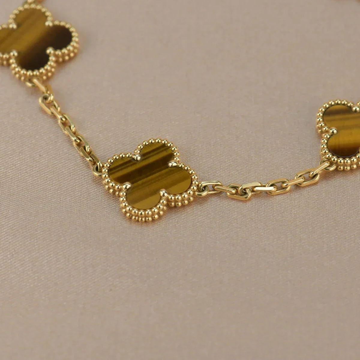 [[⭐DORISW] ]New  CLOVER 5 MOTIFS TIGER EYE BRACELET COLLECTION
