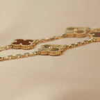 [[⭐DORISW] ]NEUE KOLLEKTION: CLOVER ARMBAND MIT 5 MOTIVEN IN ROTEM KARNELIAN