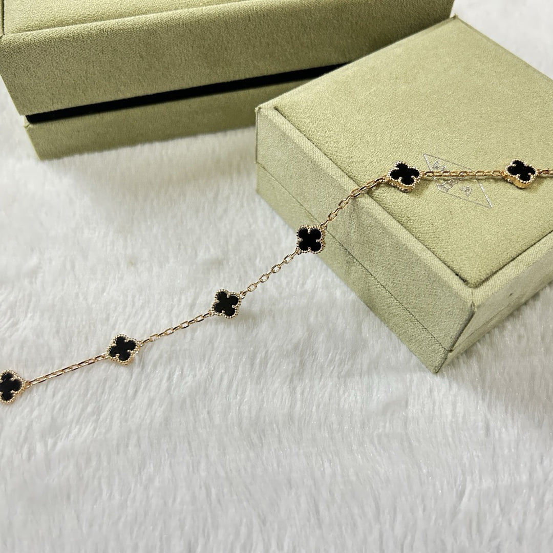 [[⭐DORISW] ]CLOVER 6 MOTIF  ONYXS BRACELET