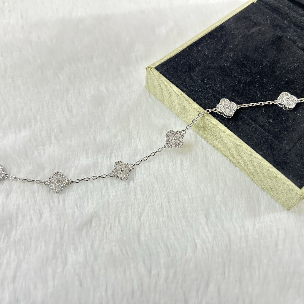 [[⭐DORISW] ]New CLOVER 6 MOTIF DIAMOND BRACELET