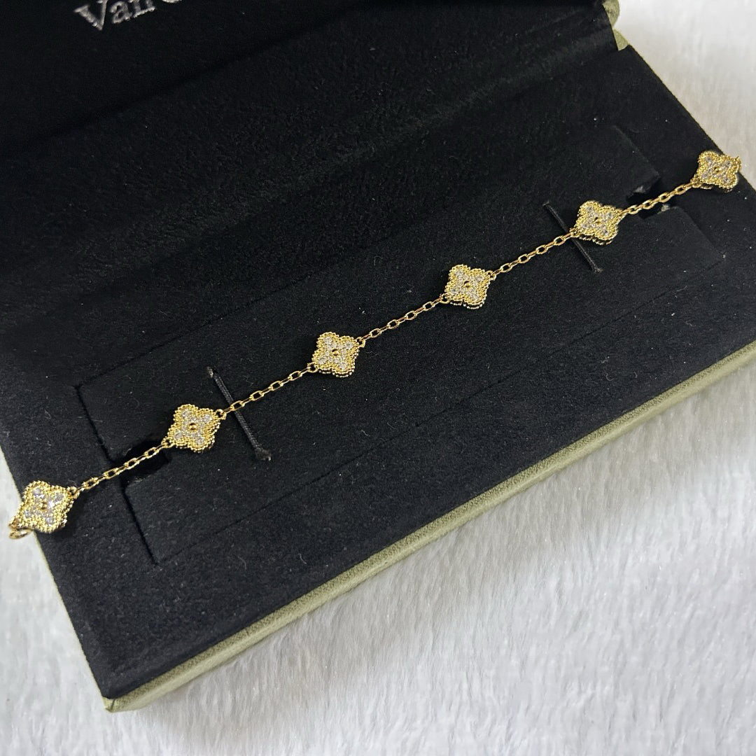[[⭐DORISW] ]New CLOVER 6 MOTIF DIAMOND BRACELET