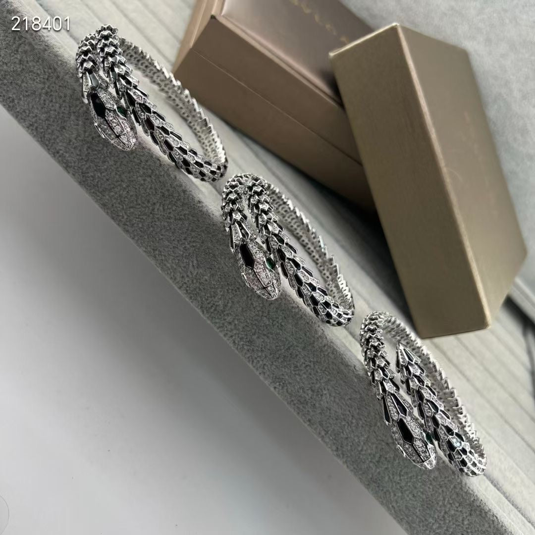 [[⭐DORISW] ] EW OBSIDIAN & DIAMOND SERPENT BRACELET