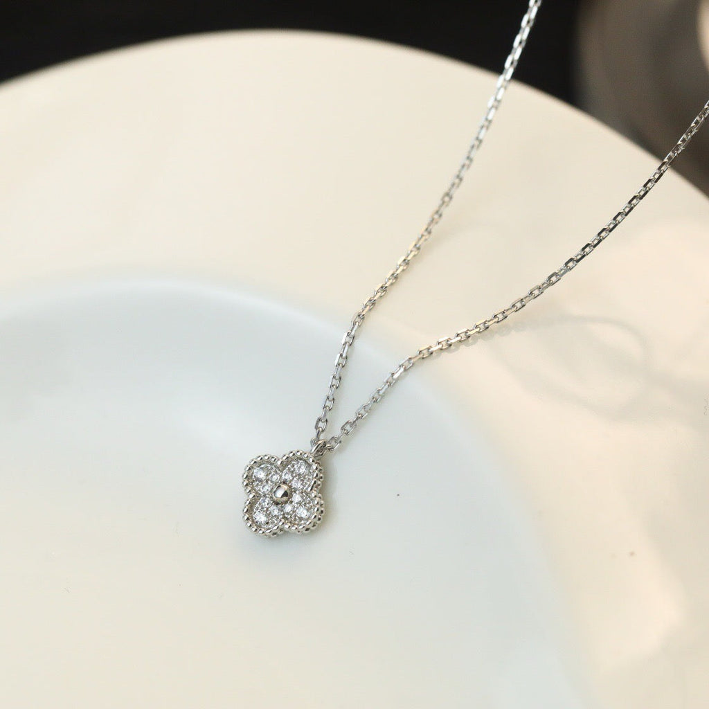 [⭐DORISW] クローバー ミニ 9.5mm ダイヤモンド ペンダント ネックレス