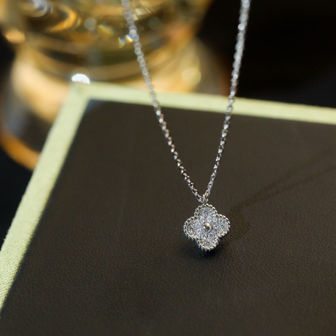 [⭐DORISW] クローバー ミニ 9.5mm ダイヤモンド ペンダント ネックレス