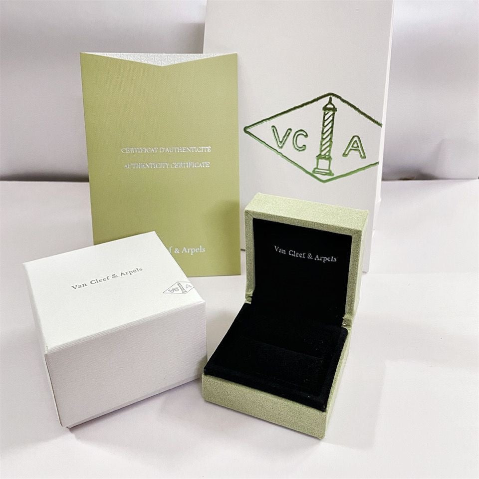 [⭐DORISW] VA CLOVER BRACELET NECKLACE RING BOX GIFT BAG