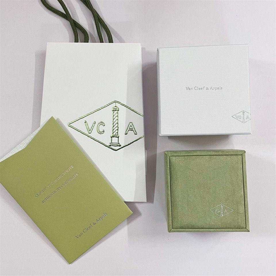 [⭐DORISW] VA CLOVER BRACELET NECKLACE RING BOX GIFT BAG