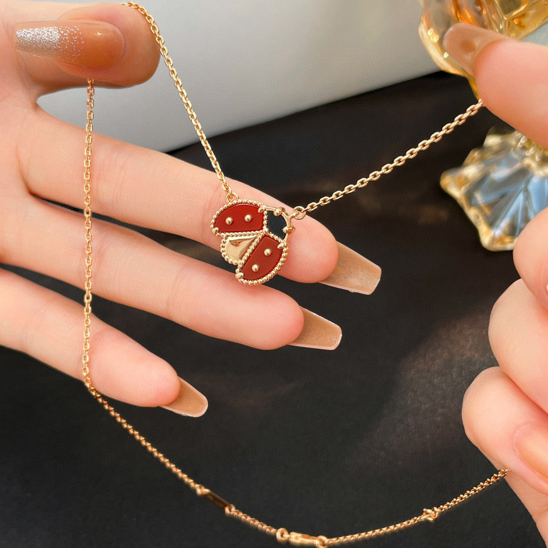 [⭐DORISW] LUCKY  CARNELIANS LADYBUG NECKLACE