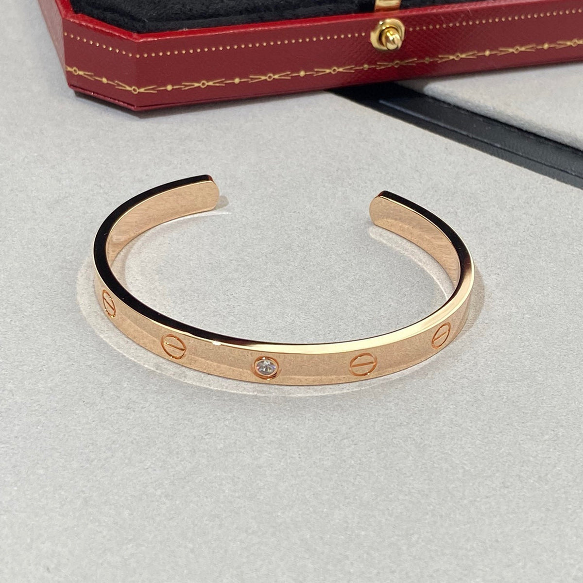[⭐DORISW] LOVE BRACELET 6.1MM 1 DIAMOND OPEN CUFF