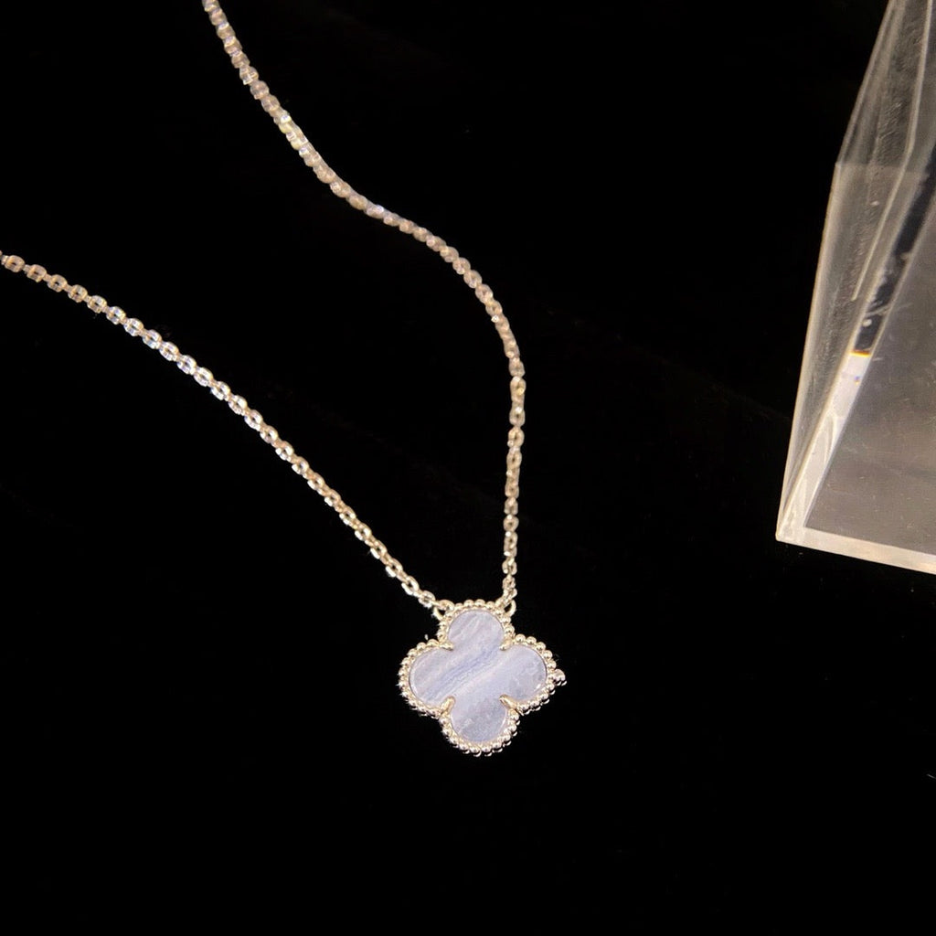 [⭐DORISW] クローバー 15MM ブルーカルセドニー ネックレス シルバー