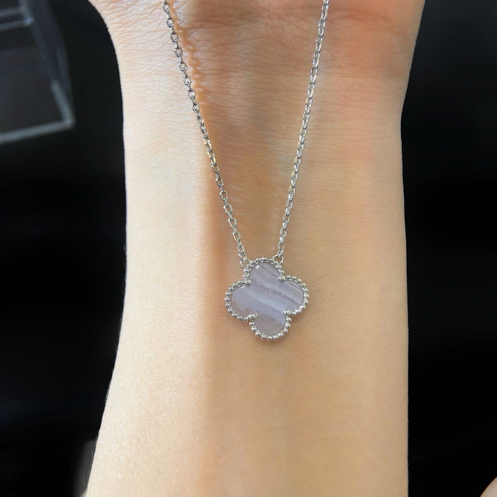 [⭐DORISW] クローバー 15MM ブルーカルセドニー ネックレス シルバー