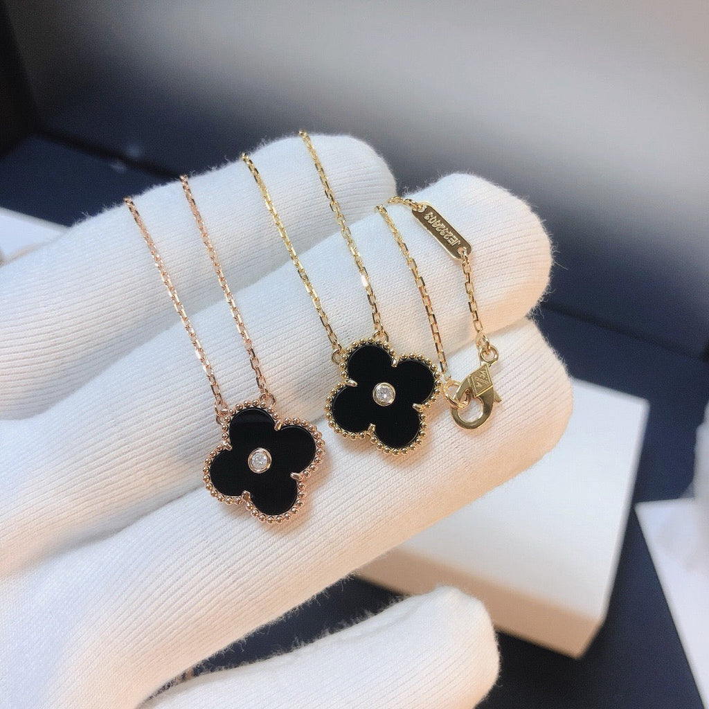 [⭐DORISW] CLOVER 15MM DIAMOND ONYX NECKLACE