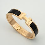 [⭐DORISW] H BLACK BRACELET