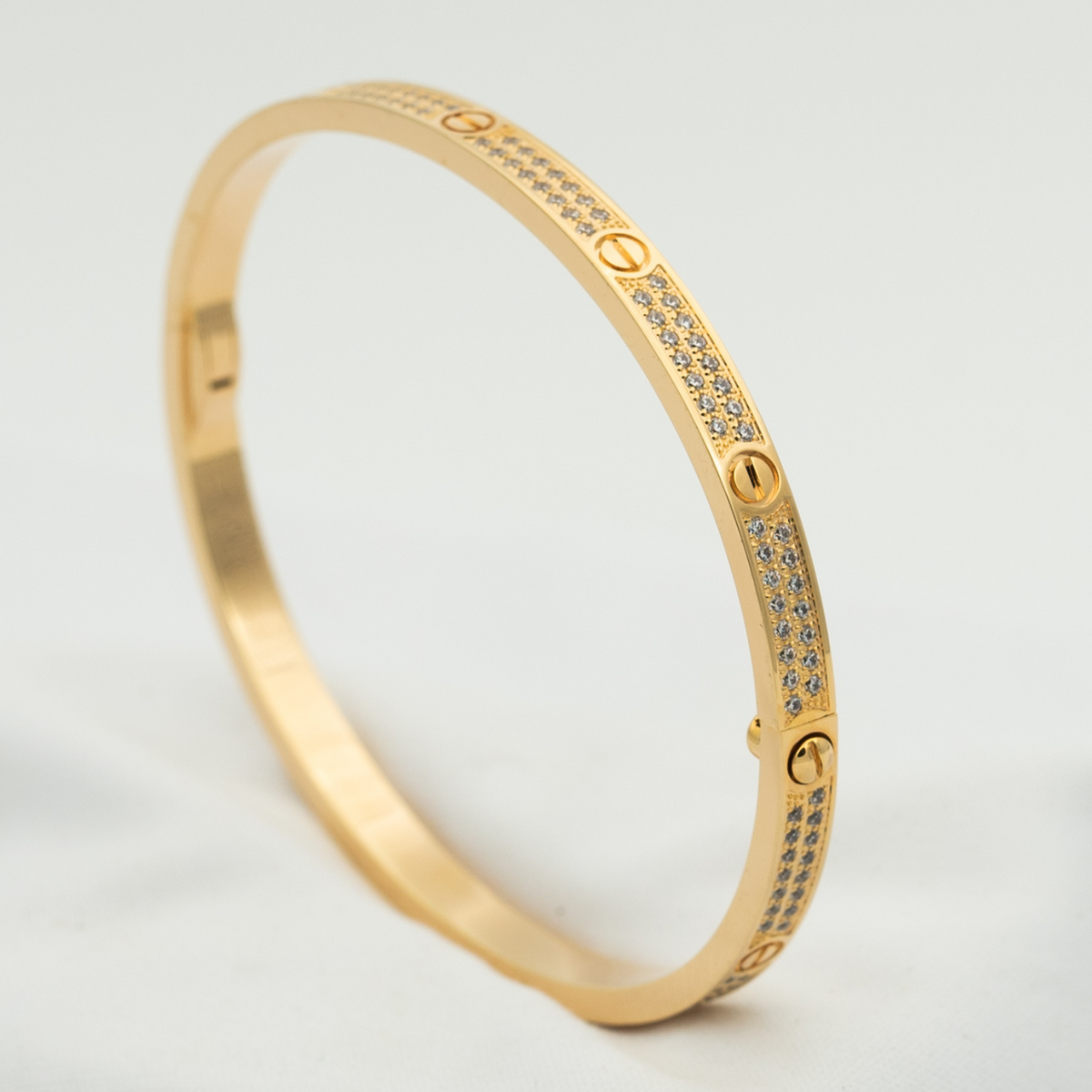 [⭐DORISW] LOVE ARMBAND 3,65 MM MIT DIAMANTBESATZ