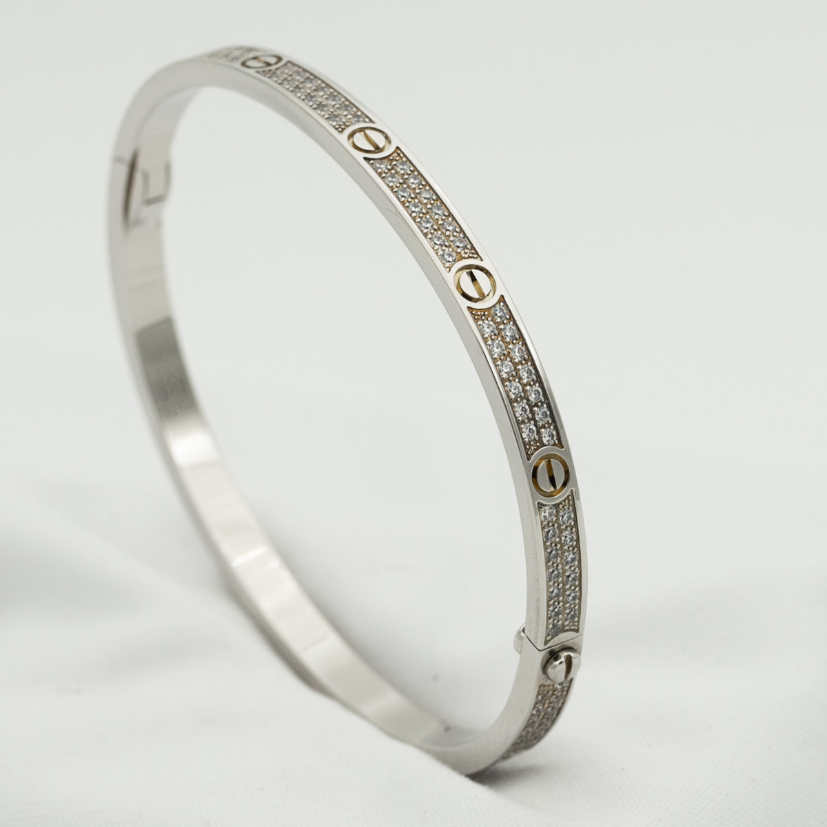 [⭐DORISW] LOVE ARMBAND 3,65 MM MIT DIAMANTBESATZ