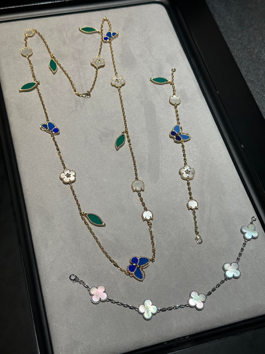 [[⭐DORISW] ] 26 NEW CLOVER 15 MOTIFS LUCKY NECKLACE