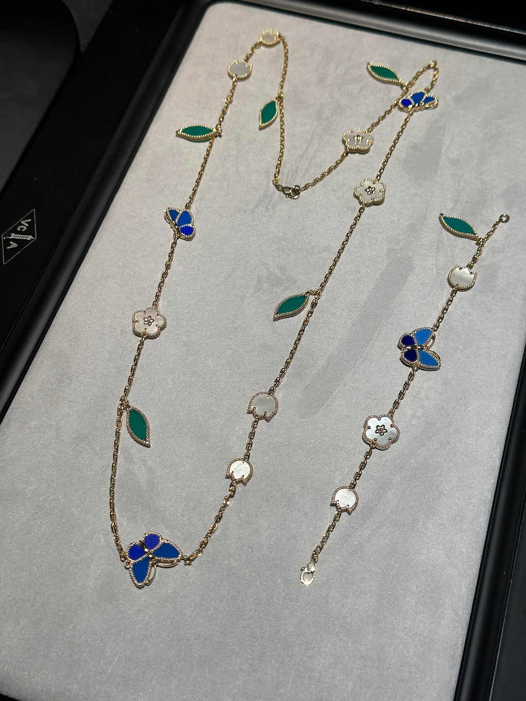 [[⭐DORISW] ] 26 NEW CLOVER 15 MOTIFS LUCKY NECKLACE