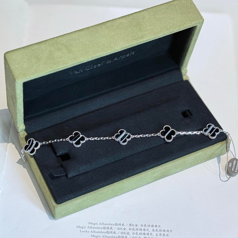 [⭐DORISW] クローバー 5モチーフ ベインオニキス ブレスレット シルバー