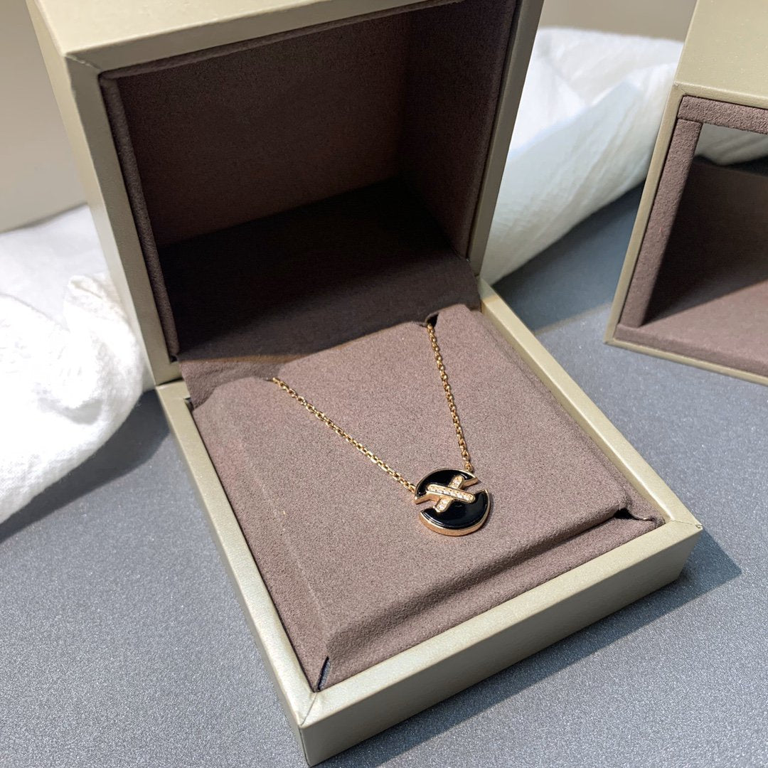 [⭐DORISW] JEUX DE PINK GOLD DIAMOND NECKLACE