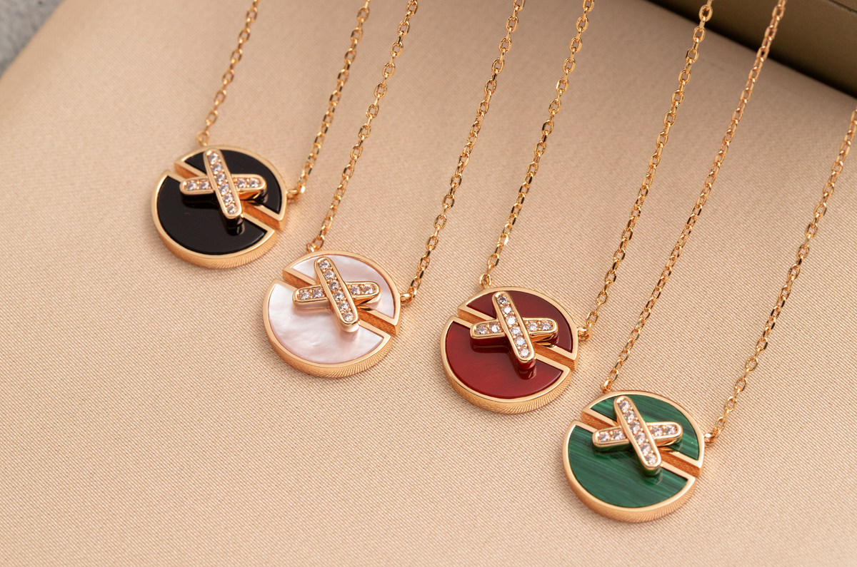 [⭐DORISW] JEUX DE PINK GOLD DIAMOND NECKLACE