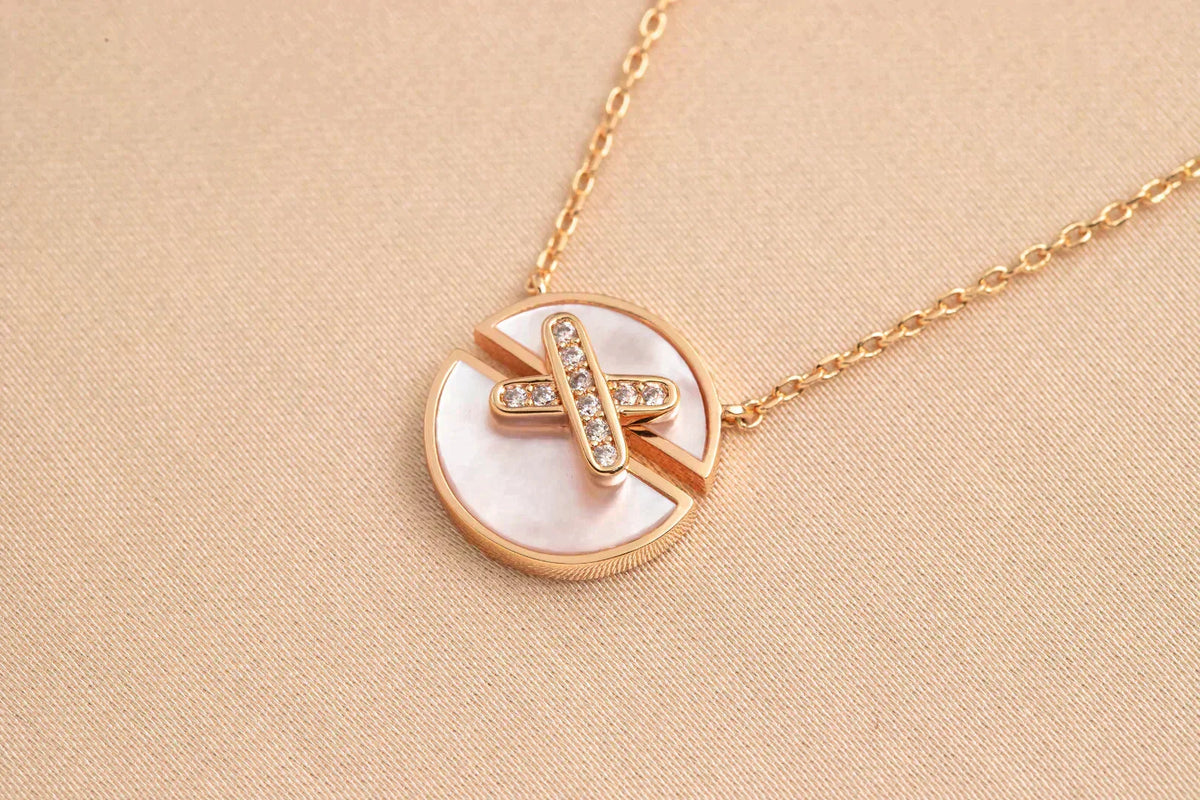 [⭐DORISW] JEUX DE ROSE GOLD DIAMOND NECKLACE