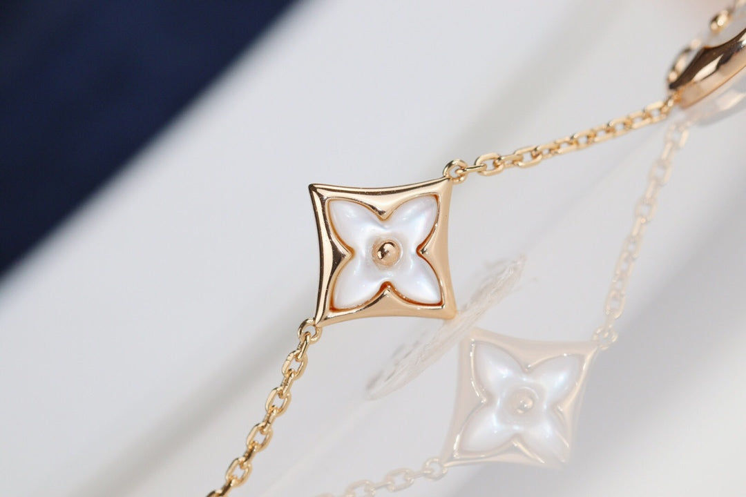 [⭐DORISW] LEAF CLOVER BRACELET