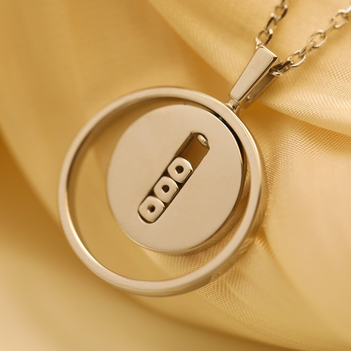 [[⭐DORISW] ]  MOVE MM SILVER DIAMOND NECKLACE