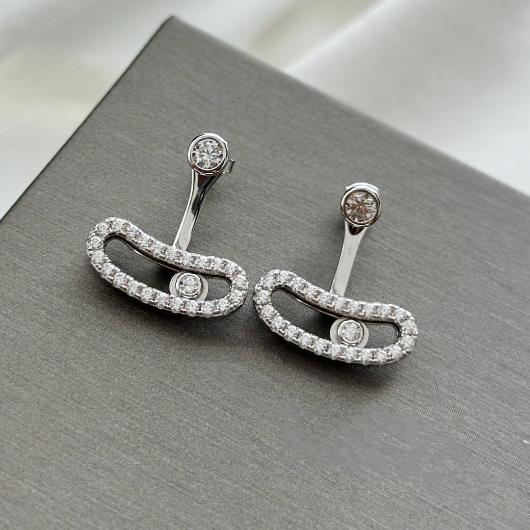 [[⭐DORISW] ] MOVE UNO SILVER DIAMOND EARRINGS