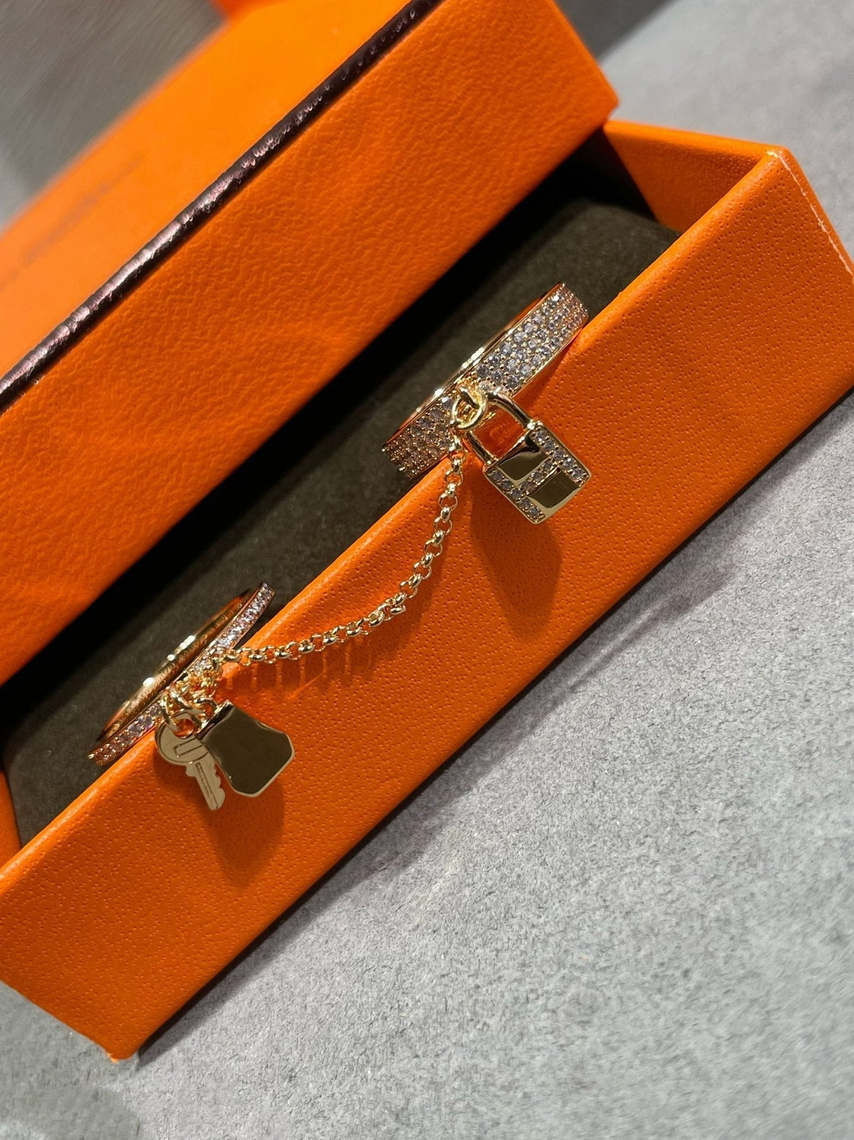 [⭐DORISW] HM KELLY CLOCHETTE DOUBLE RING IN  WITH DIAMONDS