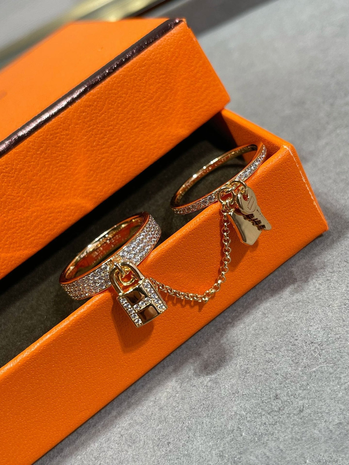 [⭐DORISW] HM KELLY CLOCHETTE DOUBLE RING IN  WITH DIAMONDS