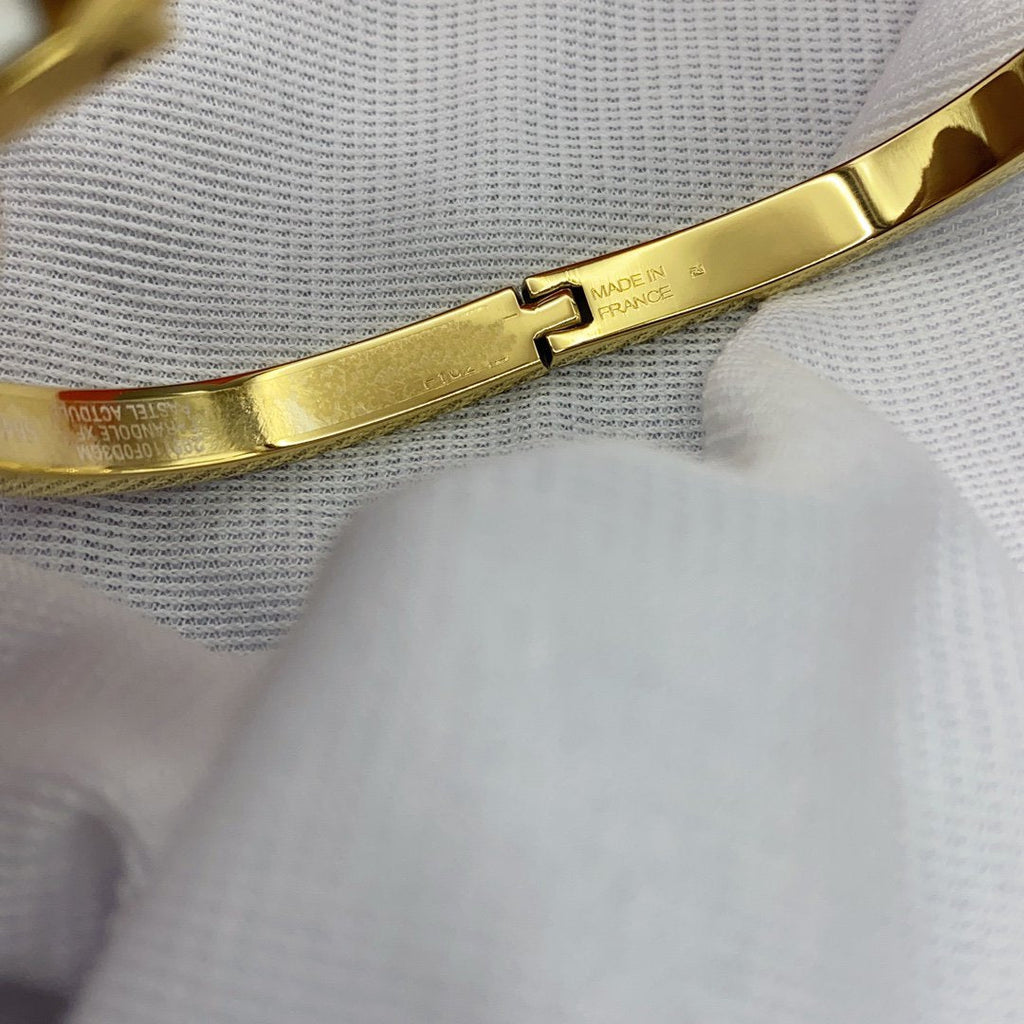 [⭐DORISW] CLASSIC HM CLIC WHITE 8MM ENAMEL BRACELET