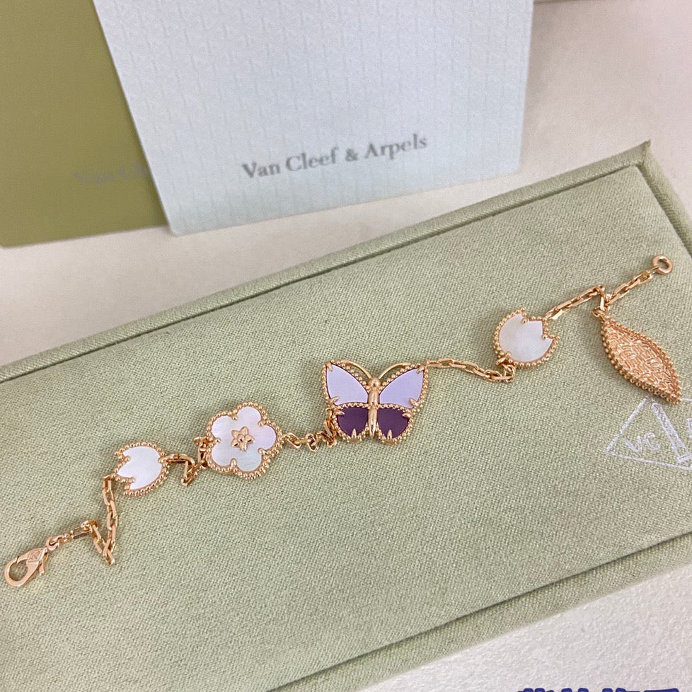 [[⭐DORISW] ] 26 NEW CLOVER LUCKY LIGHT PURPLE SET