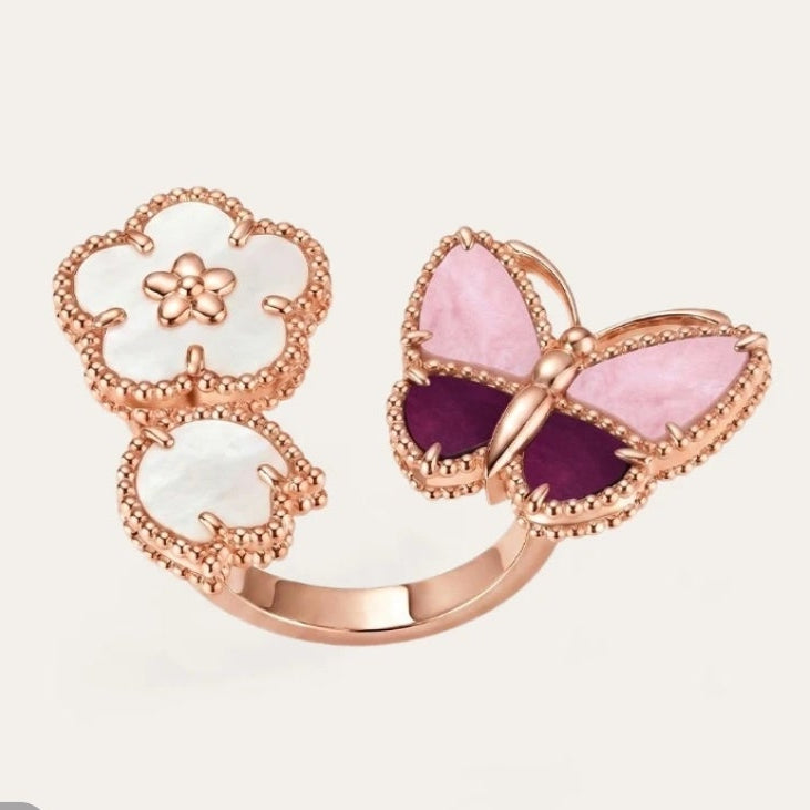 [[⭐DORISW] ] 26 NEW CLOVER LUCKY LIGHT PURPLE SET