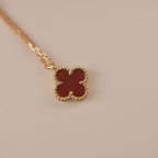 [⭐DORISW] CLOVER MINI 9,5 MM KETTE MIT WEISSEN KARNELEN
