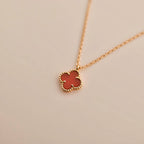 [⭐DORISW] CLOVER MINI 9,5 MM KETTE MIT WEISSEN KARNELEN